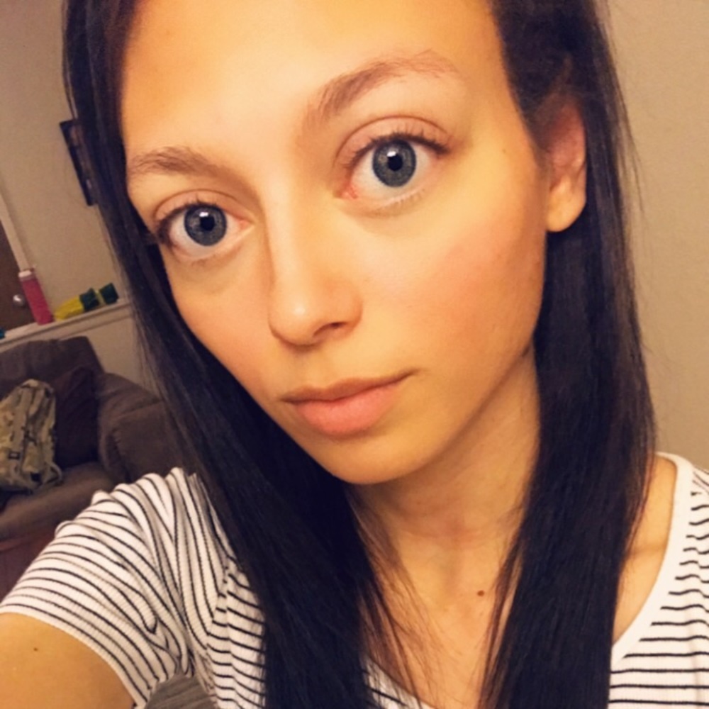 Meet your Posher, Nicole
